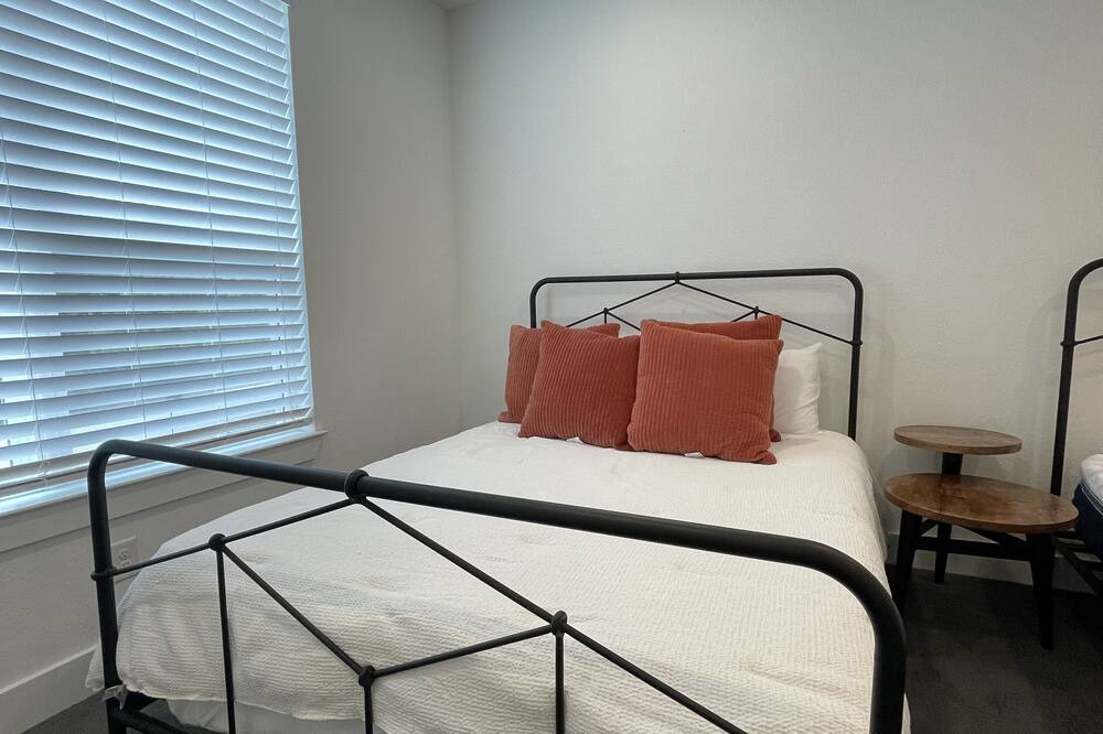 Photo of Bedroom in Jonestown