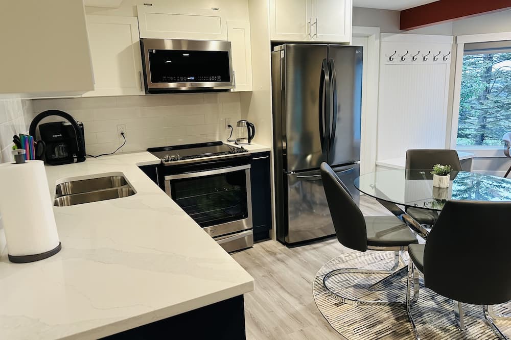 Photo of Kitchen in Signal Hill