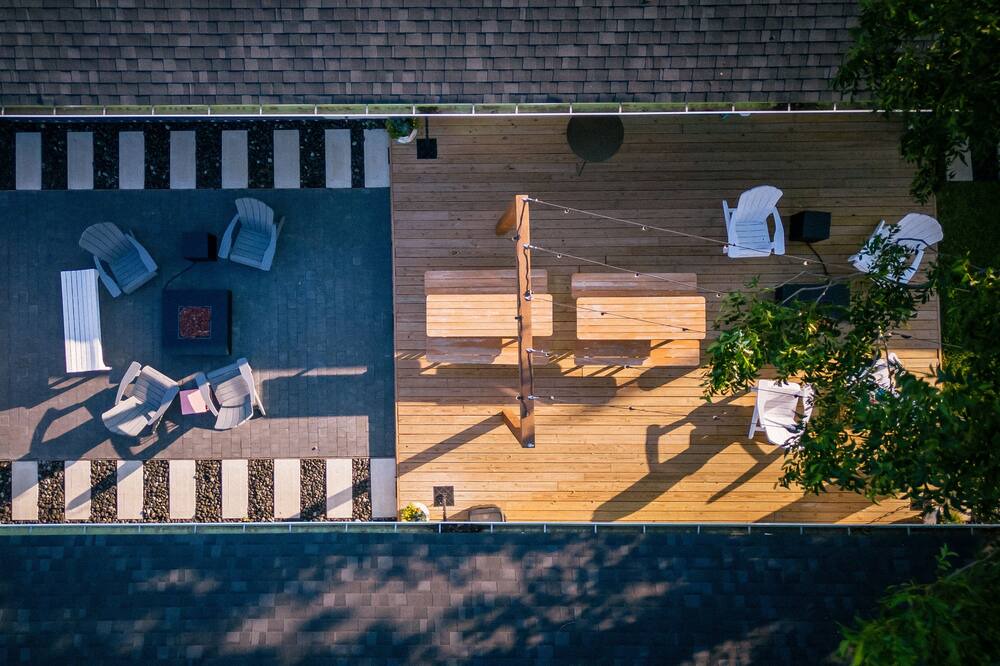 Photo of Outdoor in Austin Ave.