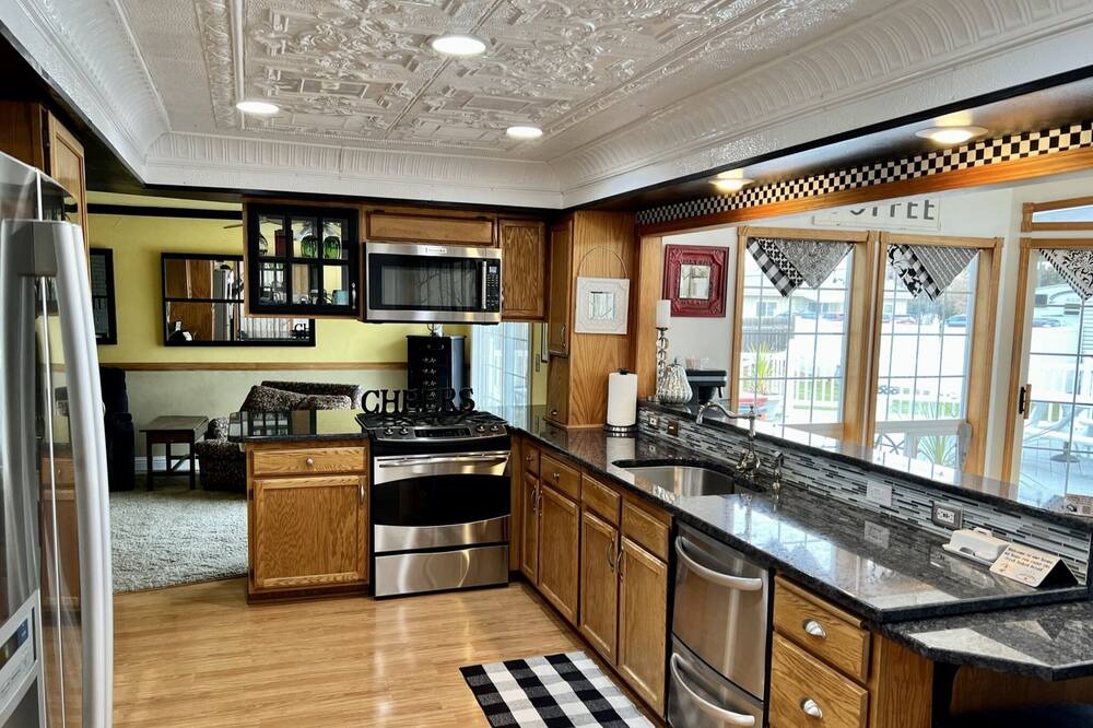 Photo of Bedroom in Baker City