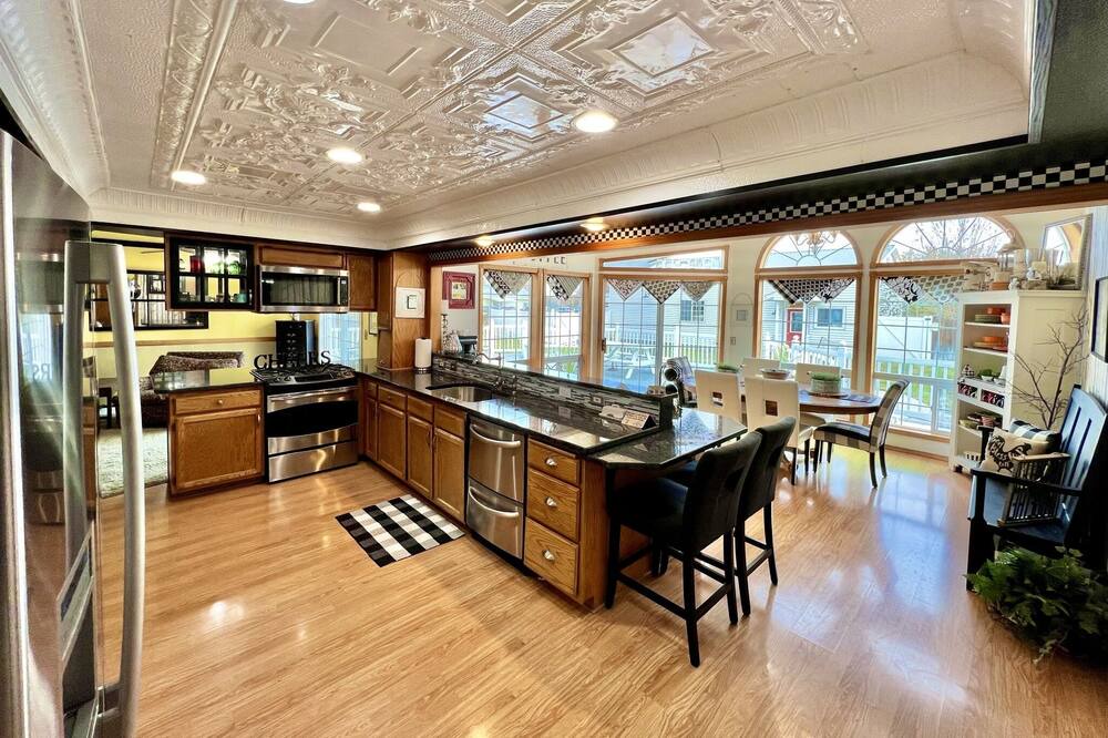 Photo of Bedroom in Baker City