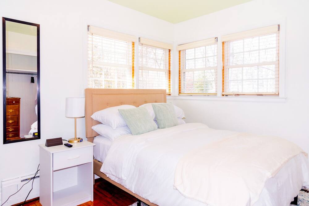 Photo of Bedroom in Colonie