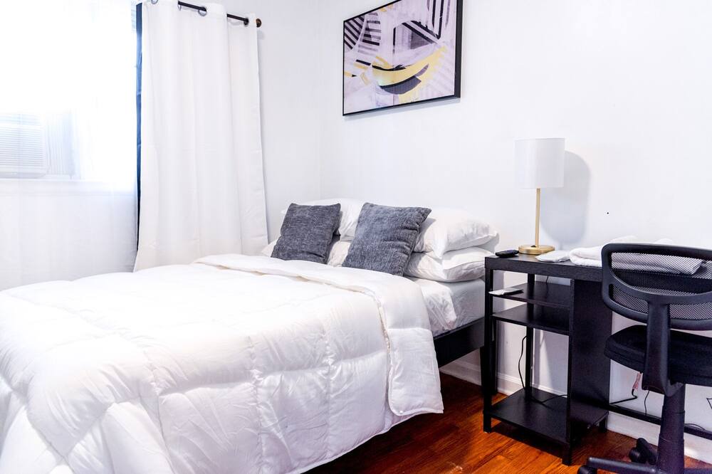Photo of Bedroom in Colonie