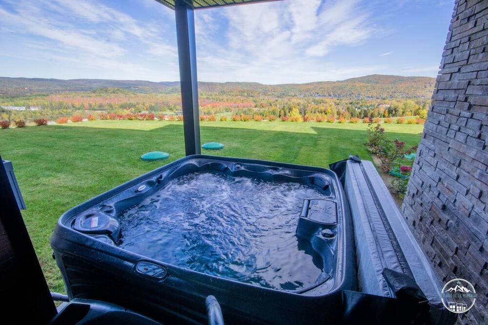 Photo of Outdoor in Sainte-Emelie