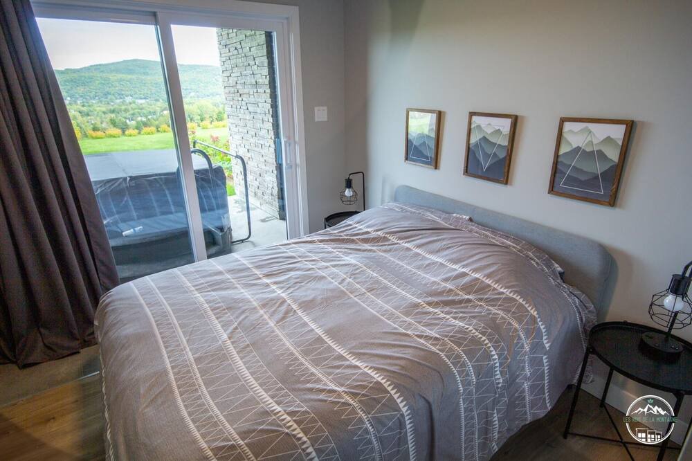 Photo of Bedroom in Sainte-Emelie