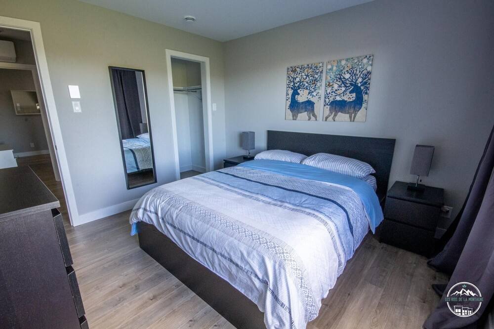 Photo of Bedroom in Sainte-Emelie