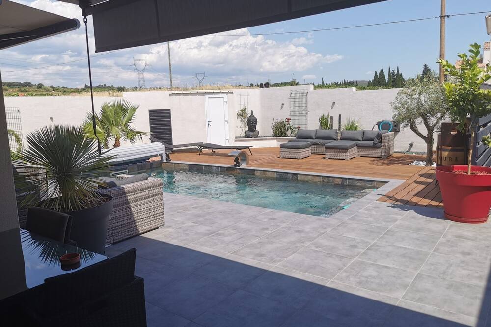 Photo of Outdoor in Plaissan