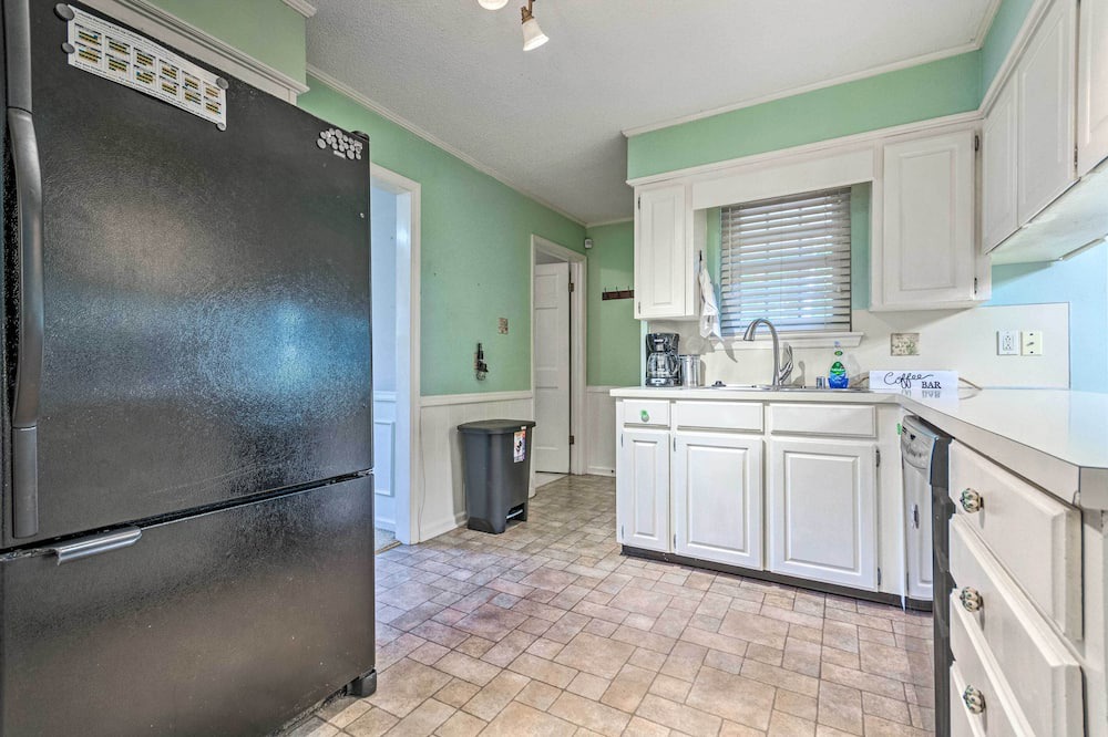Photo of Kitchen in Reservoir