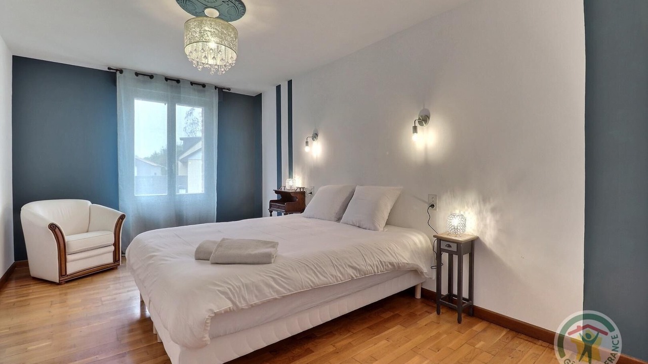 Photo of Others in Landavran