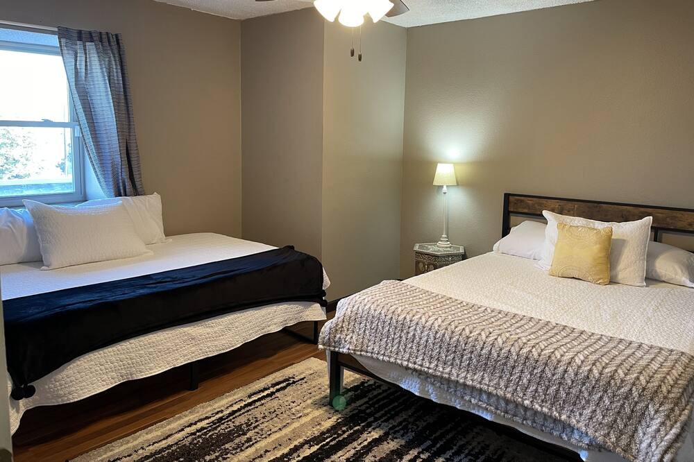 Photo of Bedroom in Hobbs