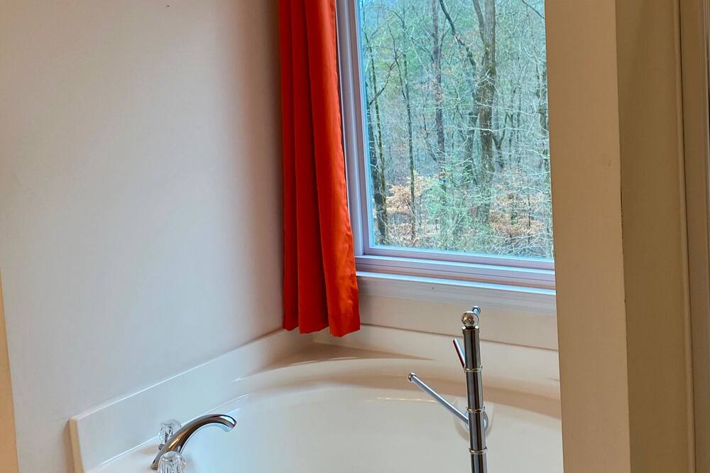 Photo of Bathroom in Ball Ground