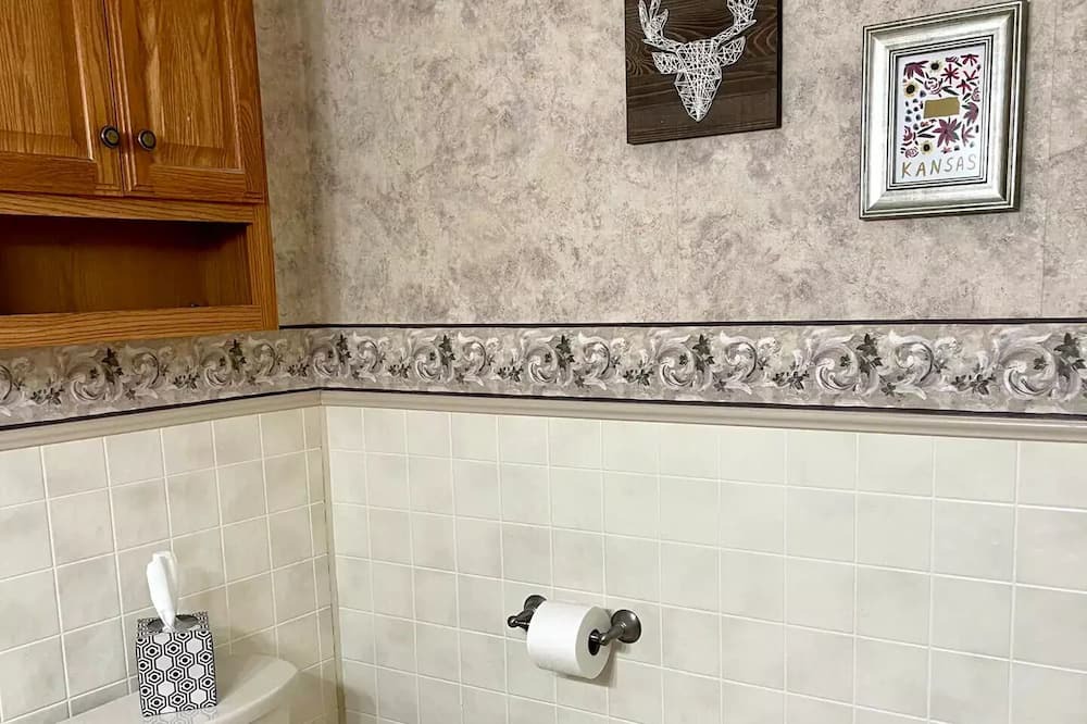 Photo of Bathroom in Ellsworth