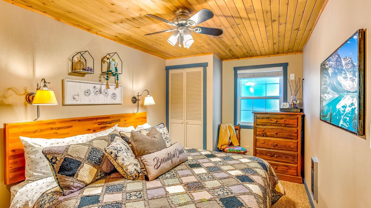 Photo of Others in Packwood