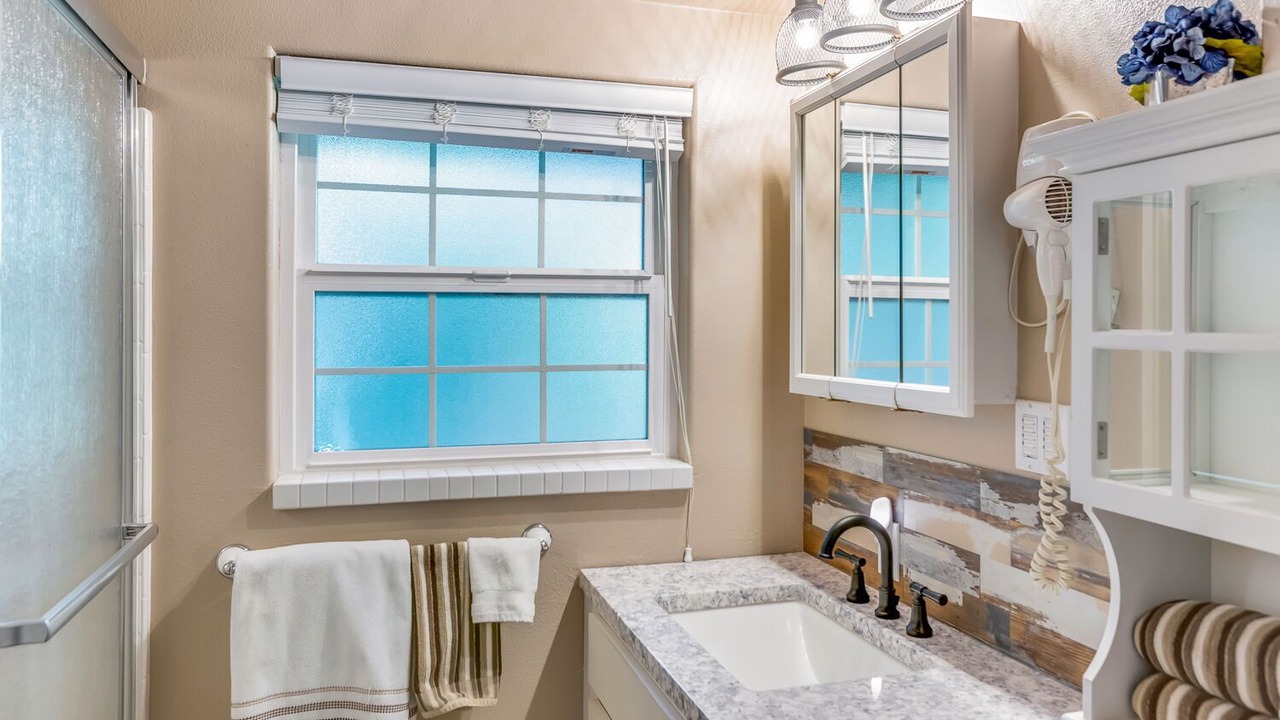 Photo of Others in Packwood