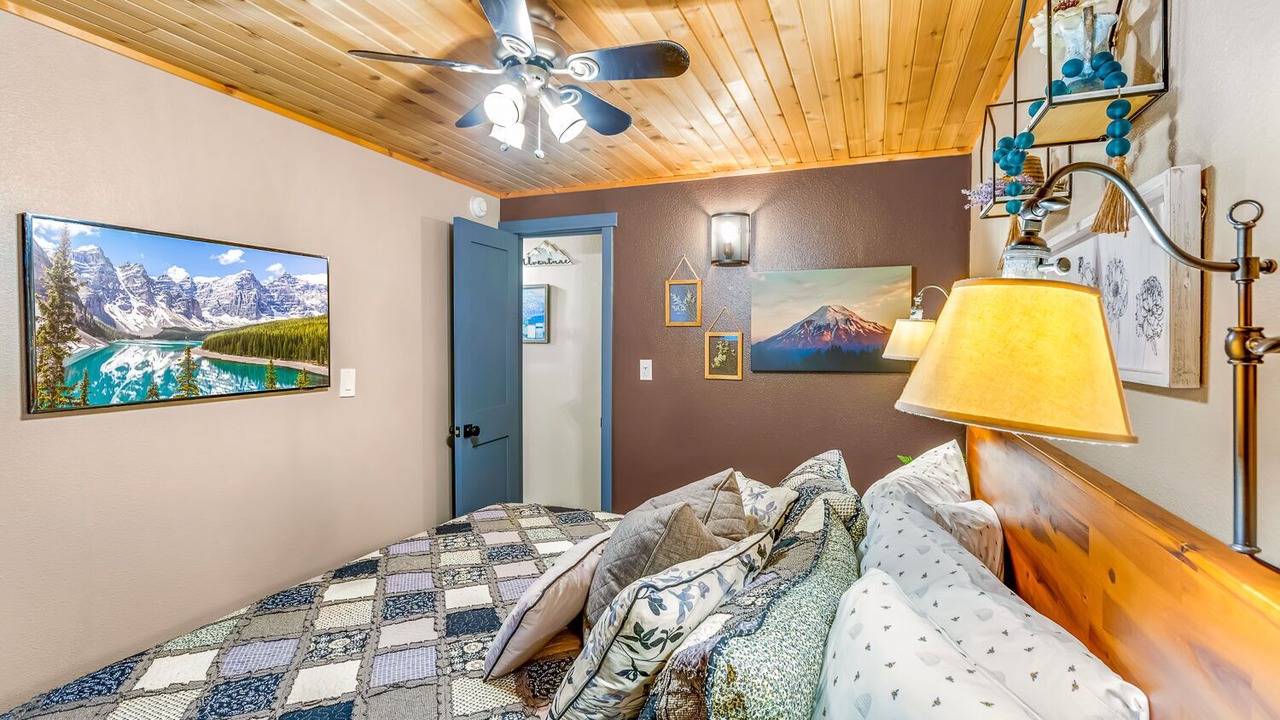 Photo of Others in Packwood