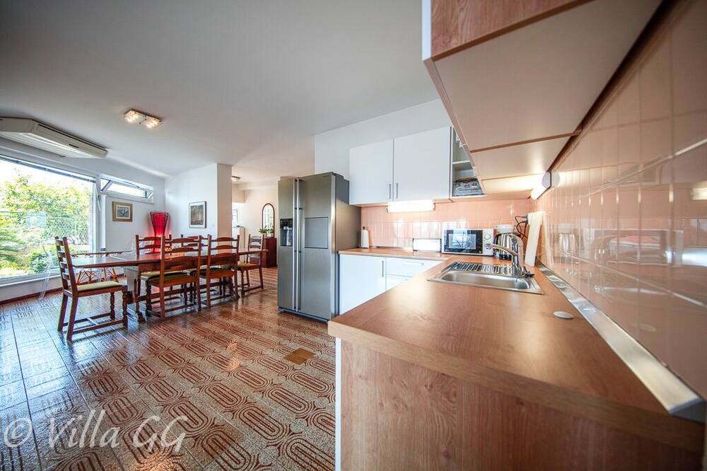 Photo of Kitchen in Cove Makarac (Milna)