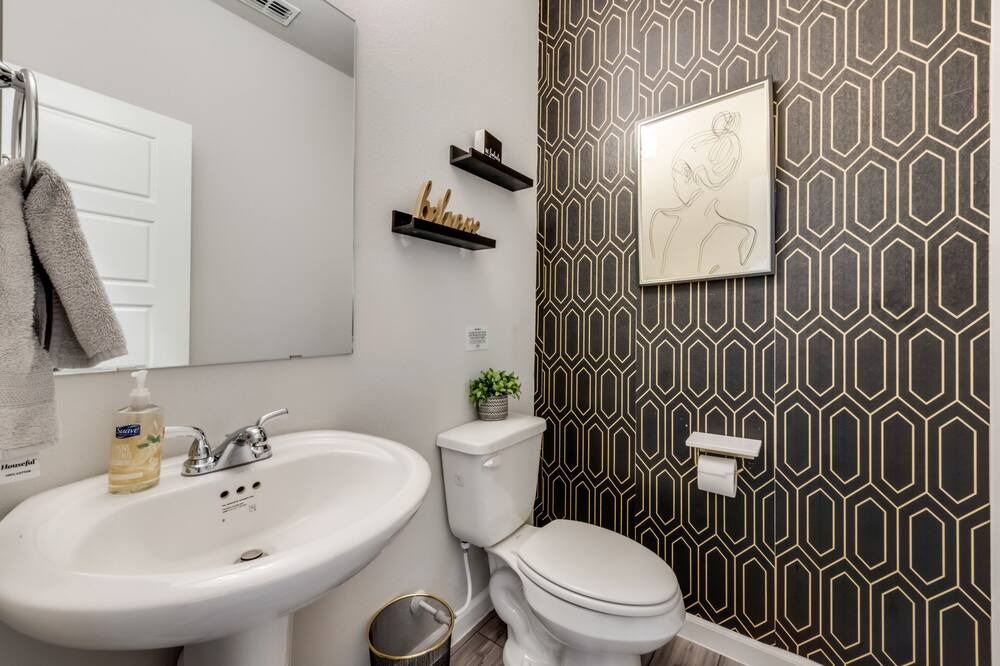 Photo of Bathroom in Royse City