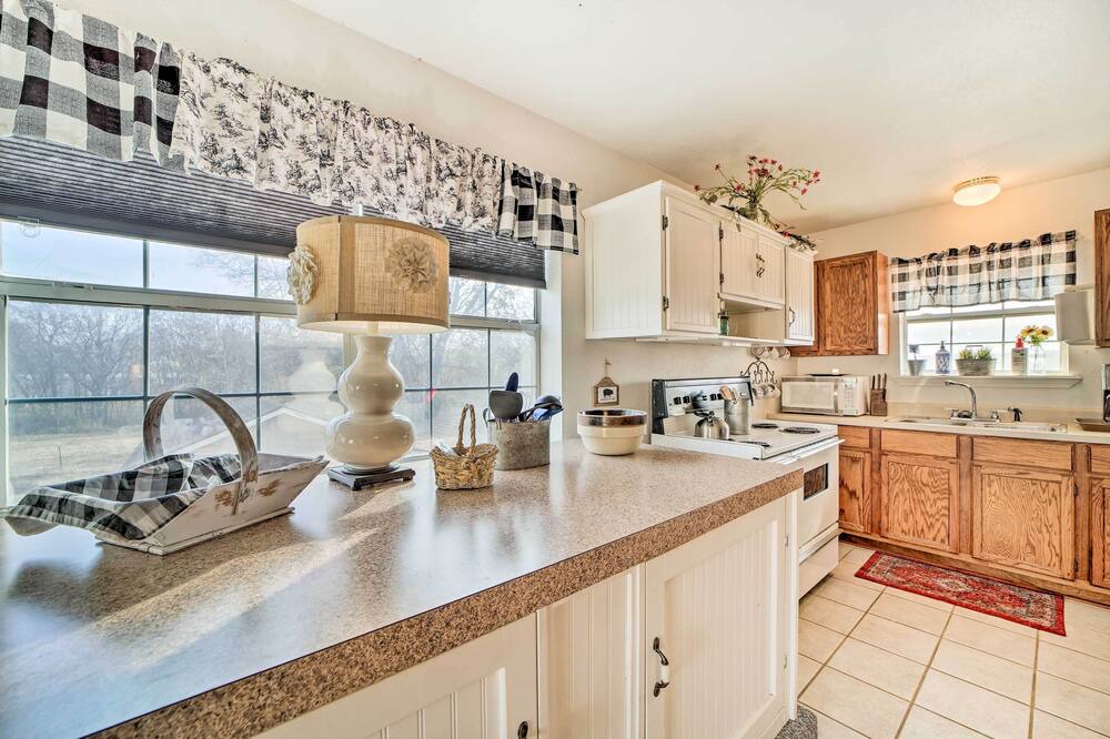 Photo of Kitchen in Sequoyah