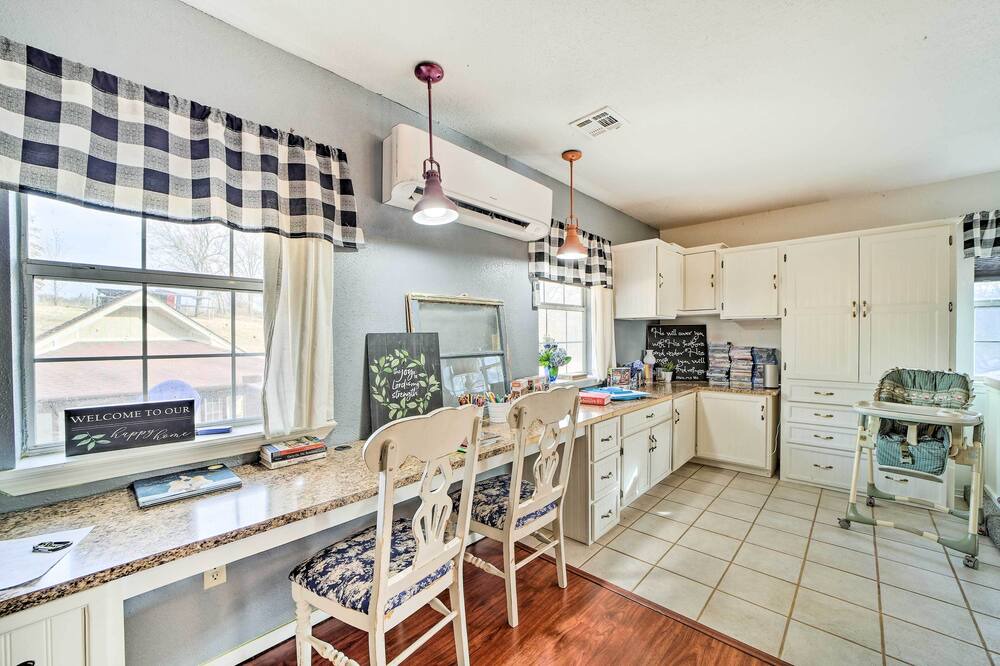 Photo of Kitchen in Sequoyah
