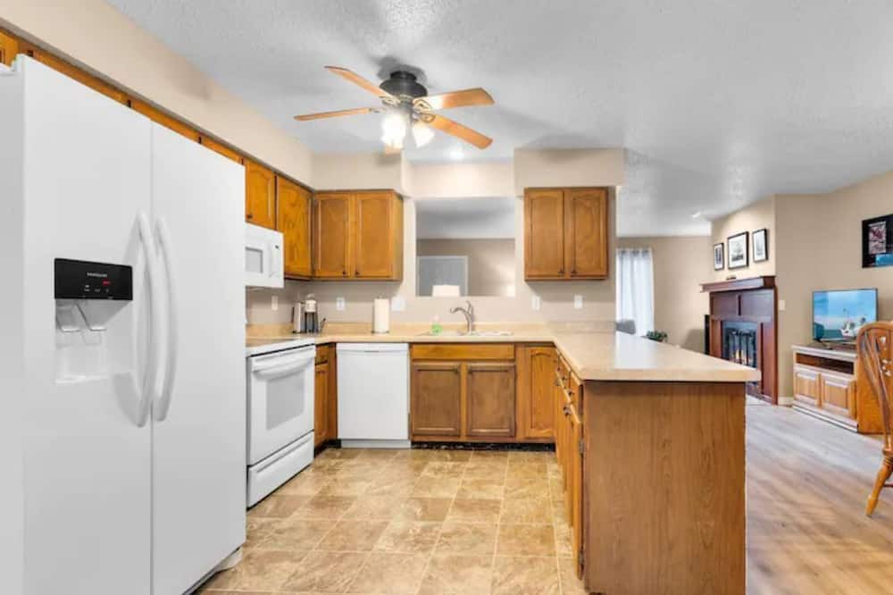 Photo of Kitchen in Coralville