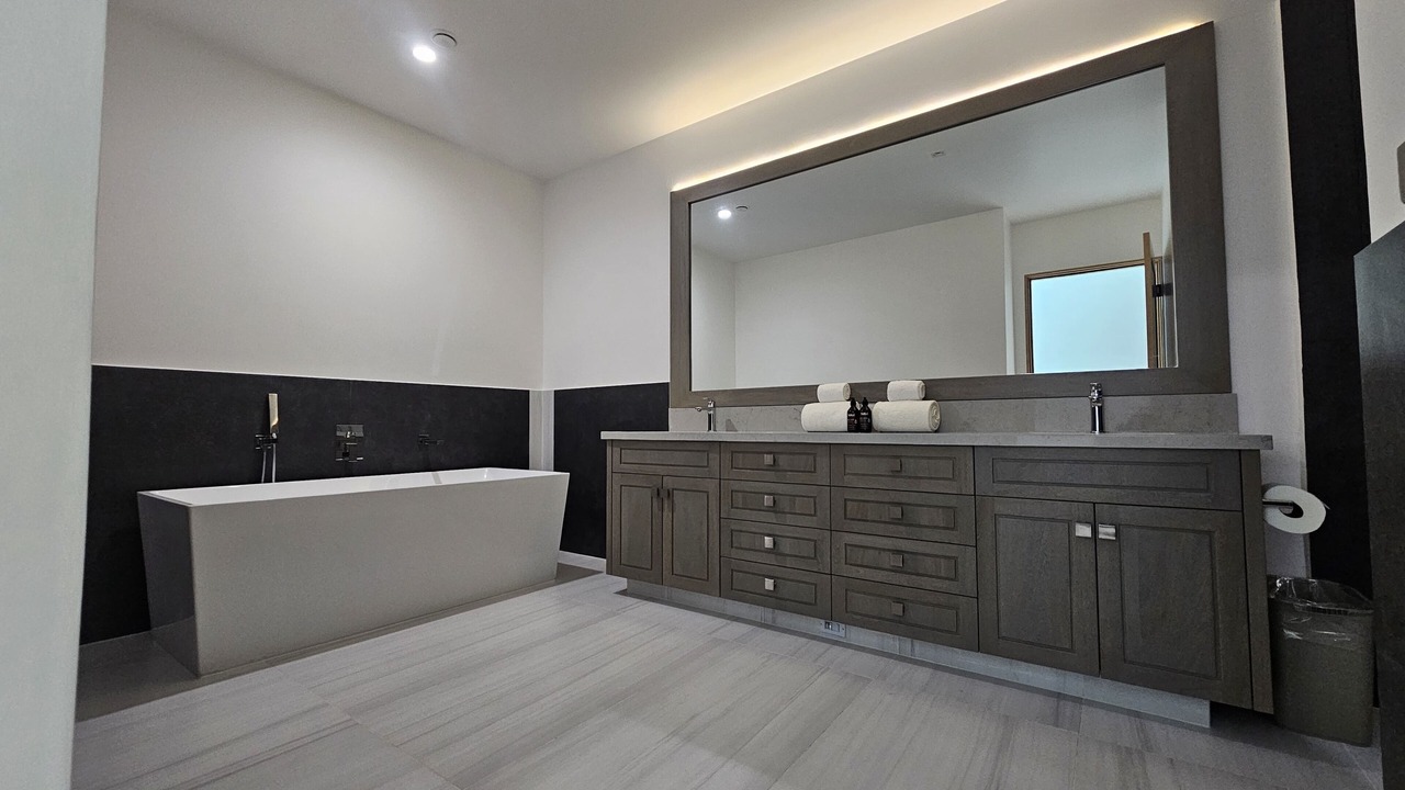 Photo of Bathroom in Nopolo