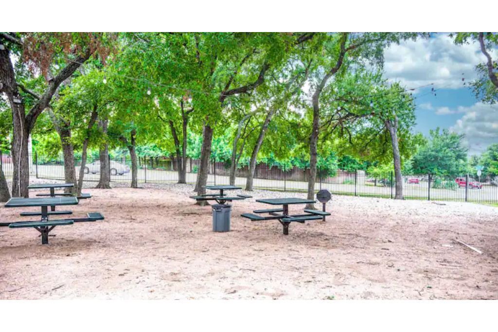 Photo of Outdoor in East Riverside - Oltorf