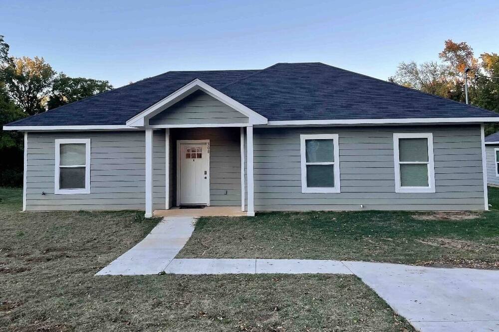 Photo of Outdoor in Longview