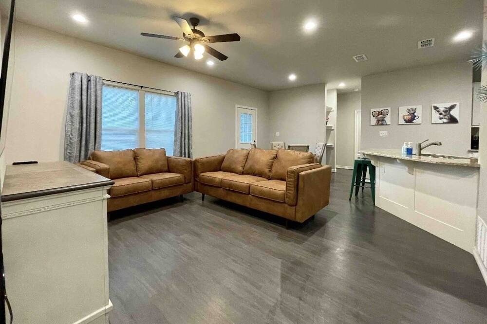 Photo of Others in Longview