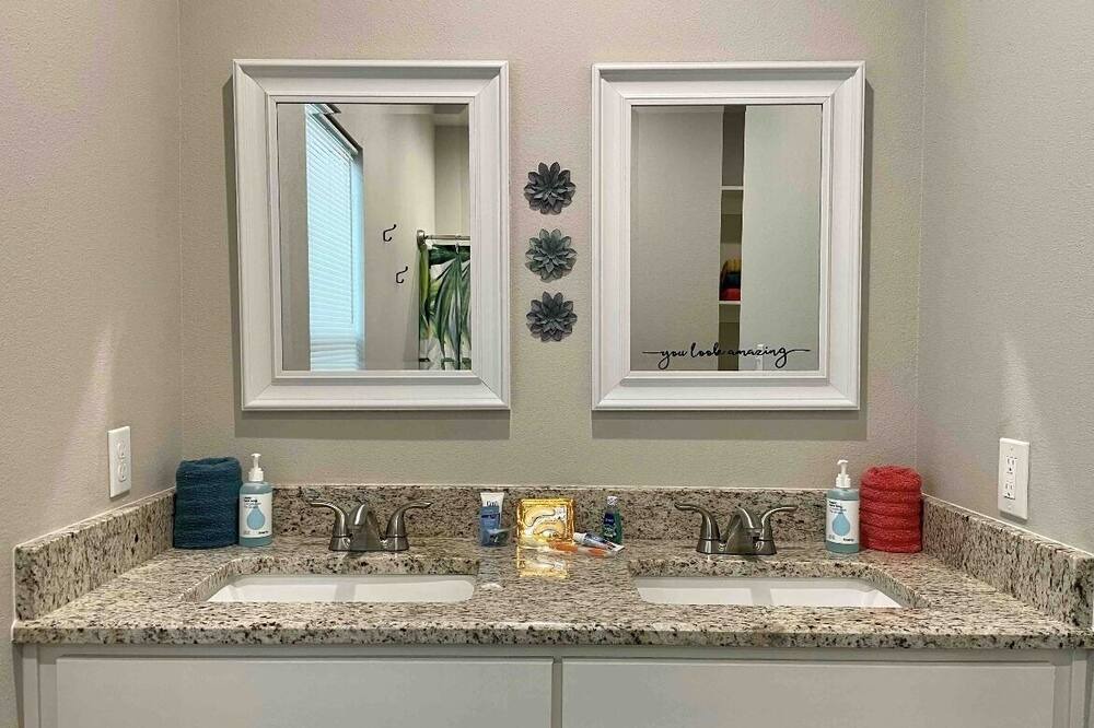 Photo of Bathroom in Longview