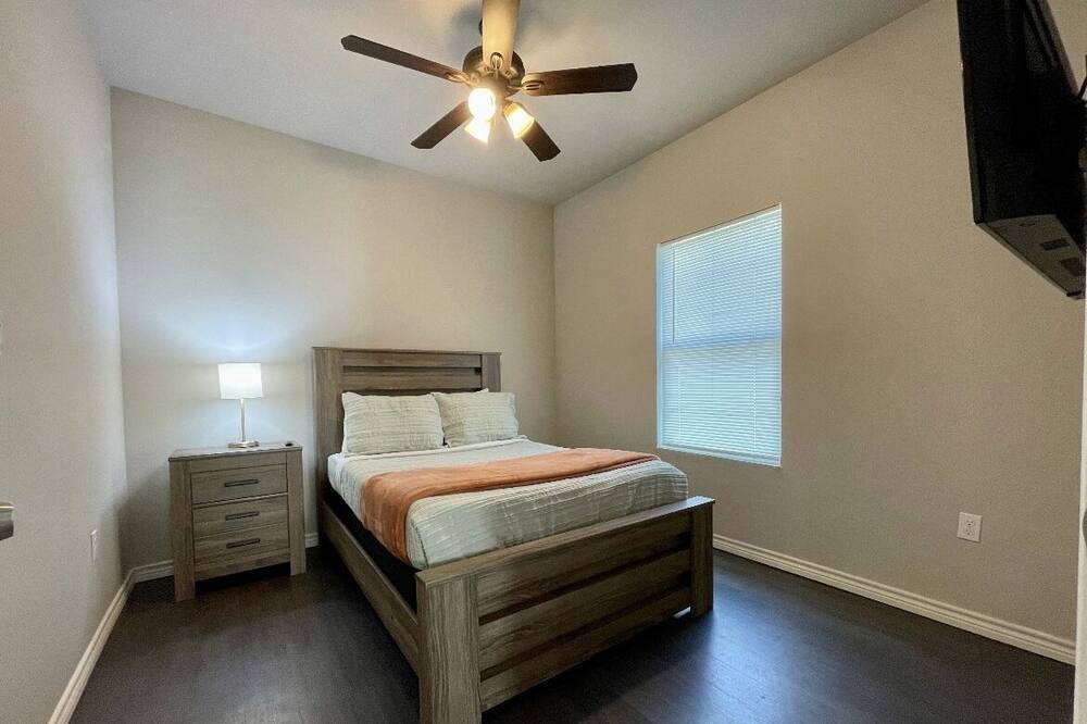 Photo of Bedroom in Longview