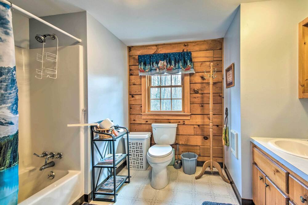 Photo of Bathroom in Dushore