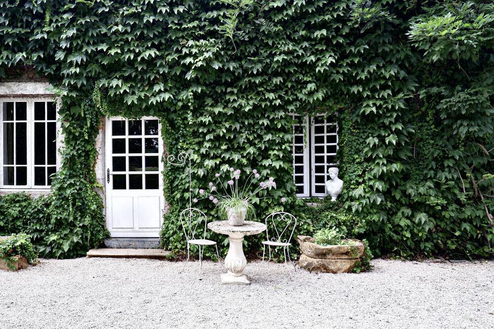 Photo of Outdoor in Pinas