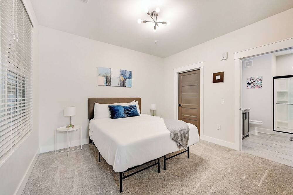 Photo of Bedroom in Olde Towne East