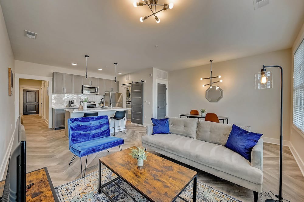 Photo of Livingroom in Olde Towne East