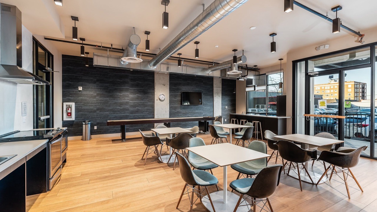 Photo of Others in Stadium District