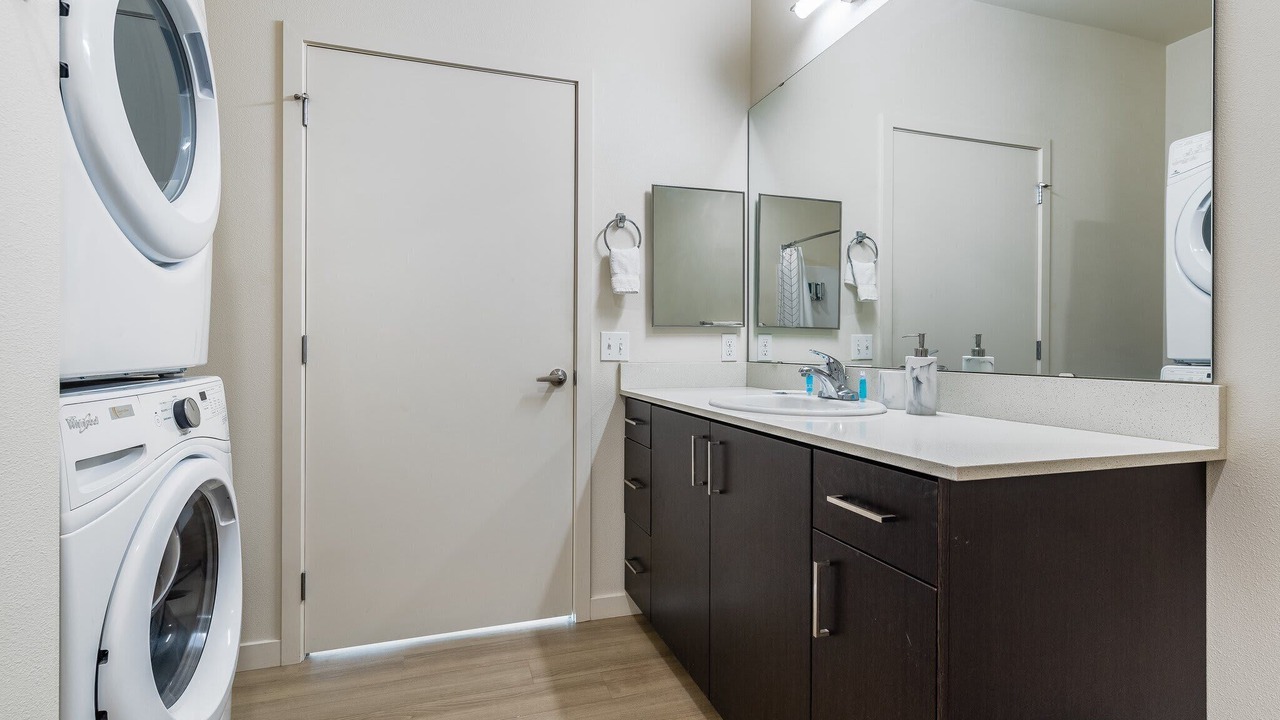 Photo of Others in Stadium District