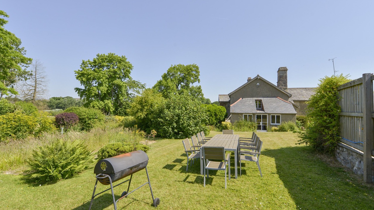 Photo of Others in Kingskerswell