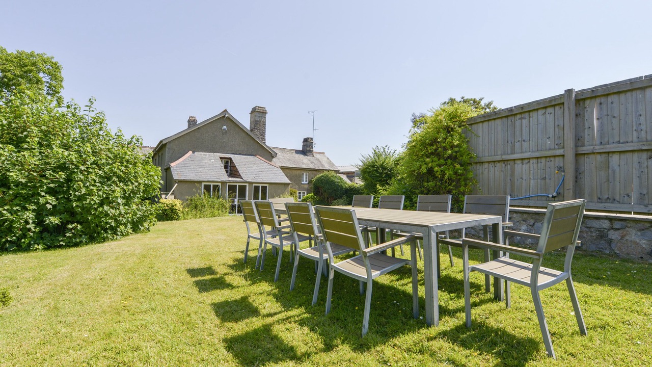 Photo of Others in Kingskerswell