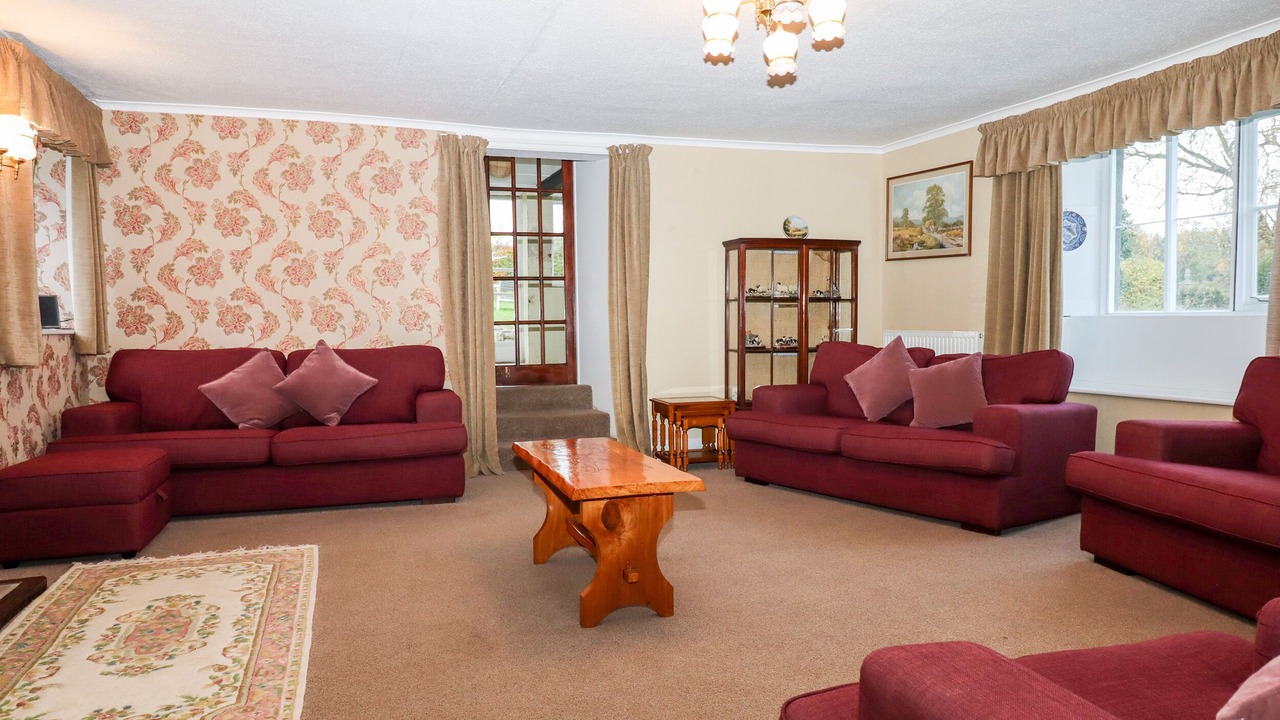 Photo of Others in Kingskerswell