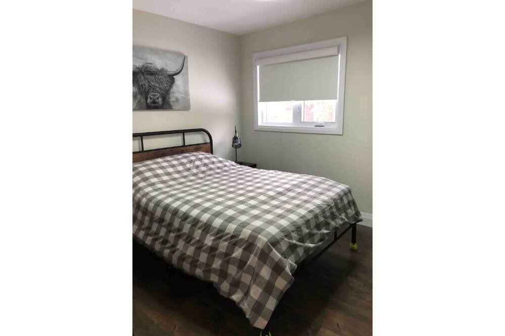 Photo of Bedroom in Trent Lakes