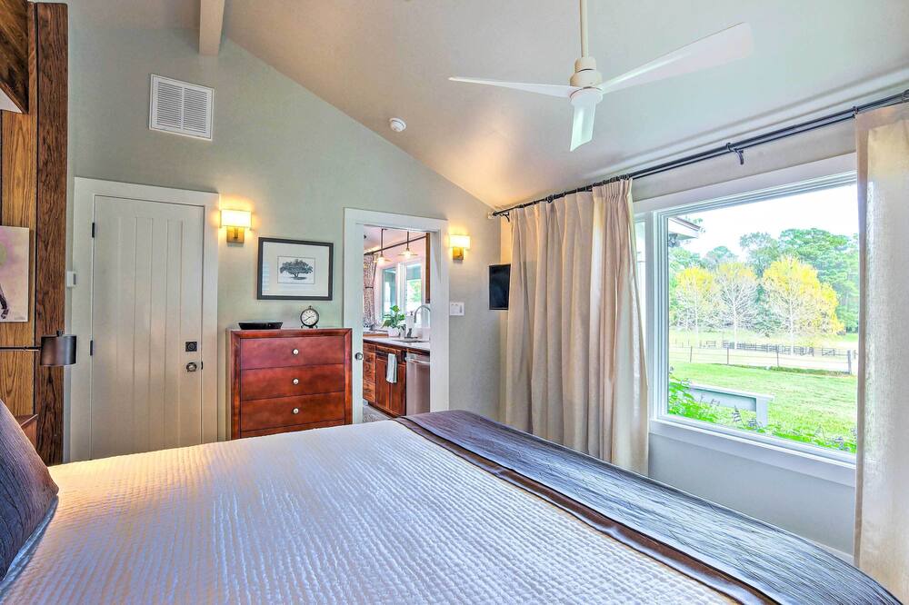 Photo of Bedroom in Willis