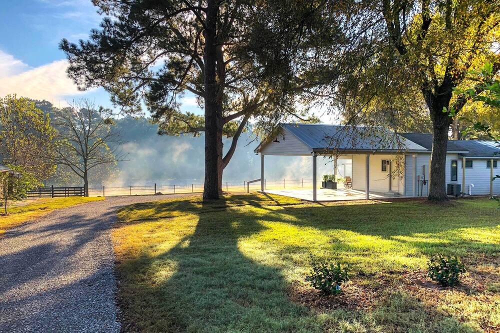 Photo of Outdoor in Willis