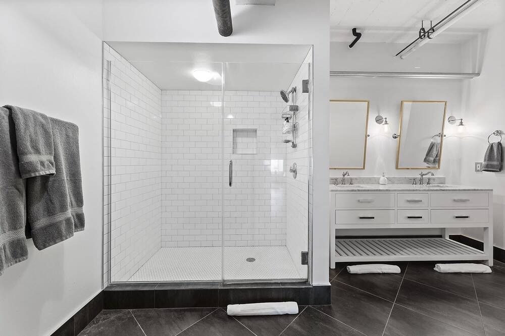 Photo of Bathroom in Downtown Austin
