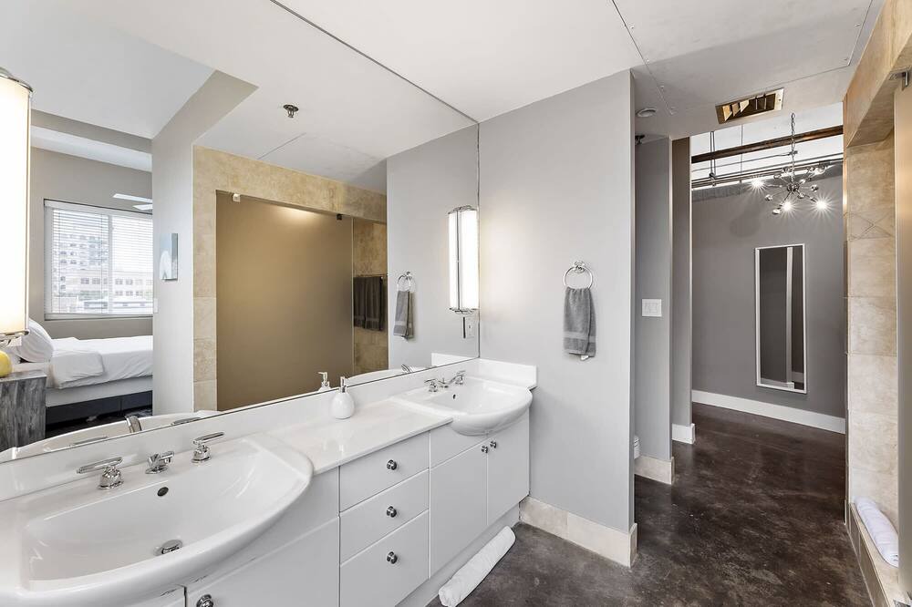 Photo of Bathroom in Downtown Austin