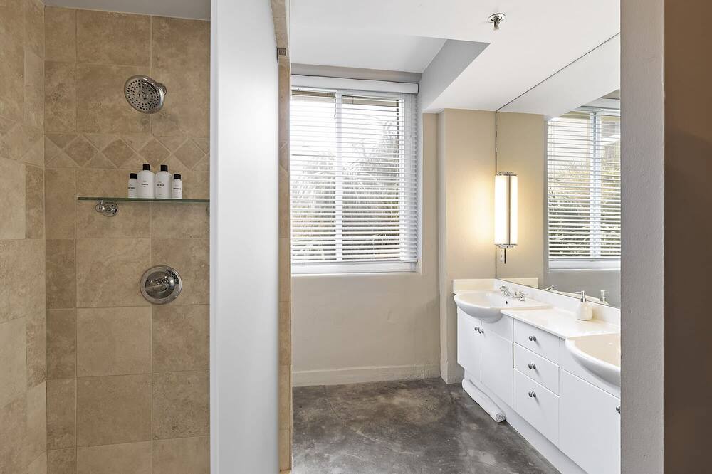 Photo of Bathroom in Downtown Austin