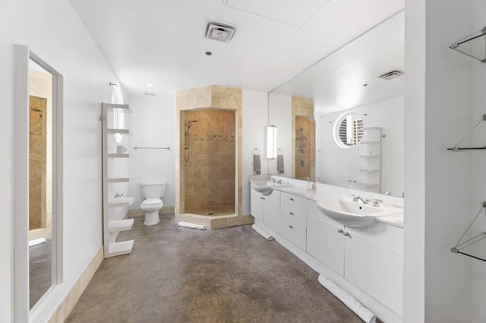 Photo of Bathroom in Downtown Austin