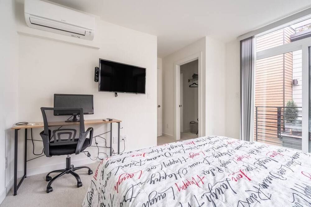 Photo of Bedroom in Roosevelt