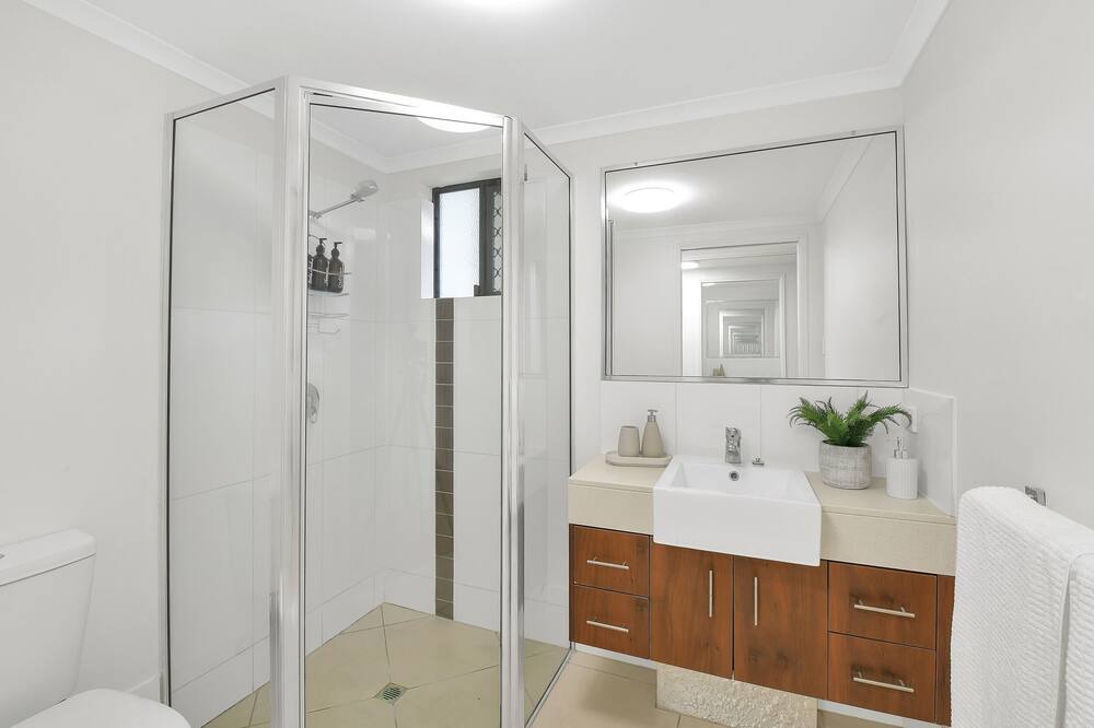 Photo of Bathroom in Mooroobool