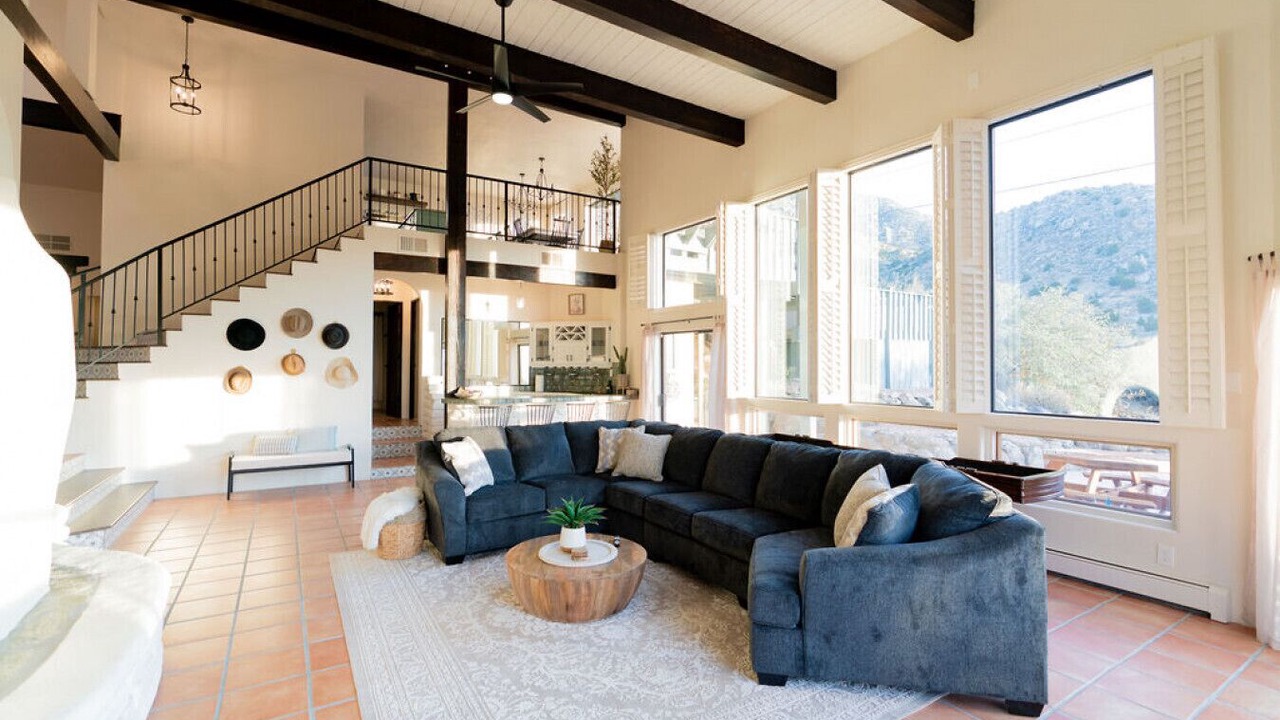 Photo of Livingroom in Northeast Heights
