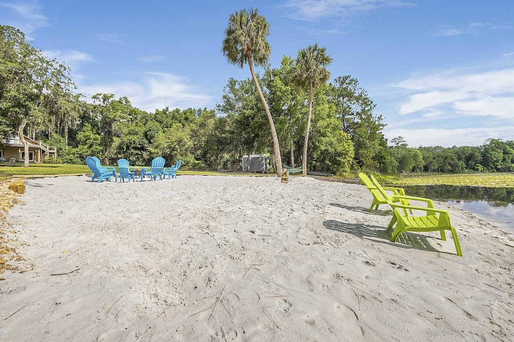 Photo of Others in Hawthorne